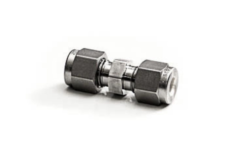 Picture of 1/4" Swagelok Compatible Compression Union Stainless Steel