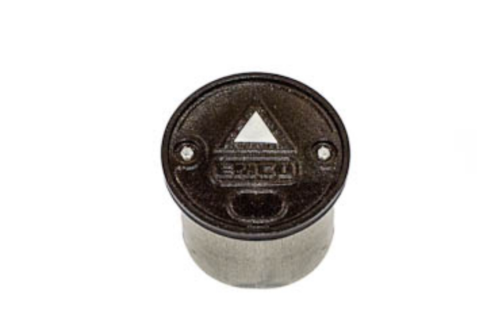 Picture of Manhole, 8" x 8" Steel Skirt